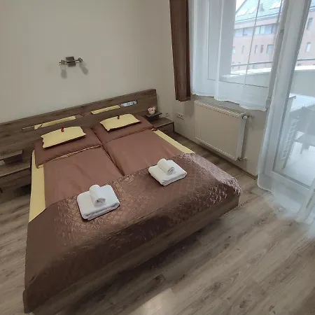 Apartament Hatvan Corner