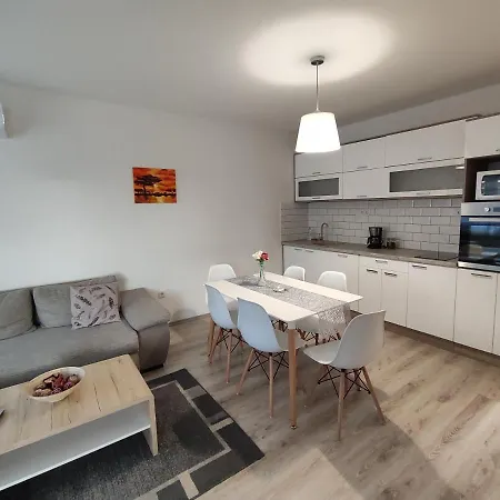 Apartment Hatvan Corner