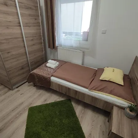 Apartment Hatvan Corner